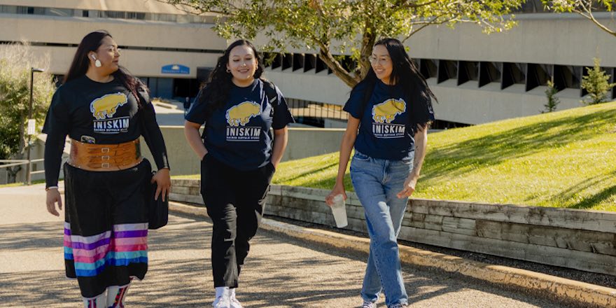  University of Lethbridge Waives Application Fees for Indigenous Students 